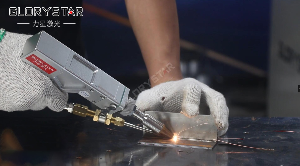 激光焊接對比傳統(tǒng)焊接的區(qū)別及優(yōu)勢有哪些？